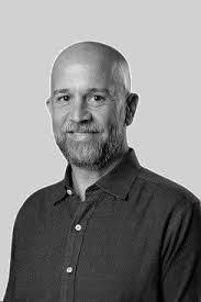 Peter Vlitas's Instagram, Twitter & Facebook