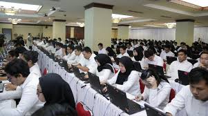 Tenaga kesehatan yaitu perawat, dokter, asisten apoteker, perekam medis, dan bidan. Bkn Pendaftaran Seleksi Cpns 2019 Dibuka Pekan Keempat Oktober Bisnis Tempo Co
