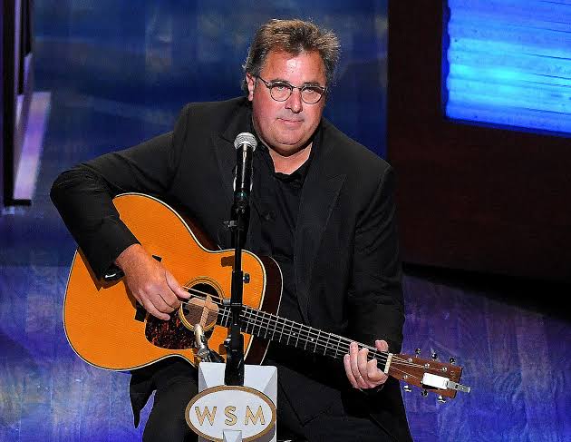 Vince Gill Talks Morgan Wallen, Debuts Song About Racial Reckoning