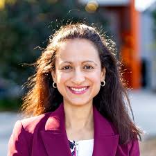 Southern Cross shines at Lismore Lantern Parade's 30th anniversary