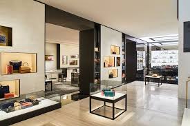 New Chanel Boutique Debuts On Oak Street Oak Street Chanel Boutique Design