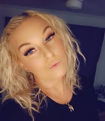 nd d same applies 2 double-faced people..