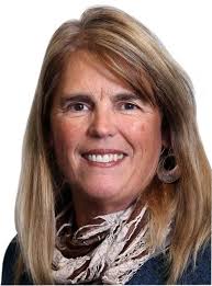 Jade Barlow's Instagram, Twitter & Facebook