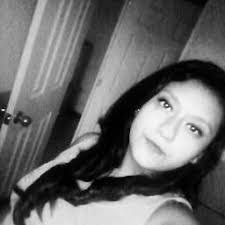 Andrea Baltazar's Instagram, Twitter & Facebook