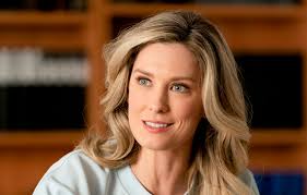 So Help Me Todd: Briga Heelan Guest Stars in "Twelve Worried Persons"