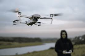 Rekomendasi drone murah dibawah 1 jutaan terbaik, spesifikasi drone lengkap, kamera bagus, waktu terbang lama dan harga murah. Review 15 Drone Murah Terbaik Untuk Pemula Waktu Terbang Lama