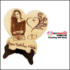 Birthday Gift Ideas For Fiance Female Indian Personalized Gifts For Girlfriend Myphotoprint In In 2020 Personalised Gifts For Girlfriend Girlfriend Gifts Best Gifts For Girls