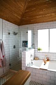 Discover bathroom remodleing ideas on a budget and transform your outdated bathroom into a gorgeous modern space. Diy Bathroom Remodel Ideas For A Budget Friendly Beautiful Remodel