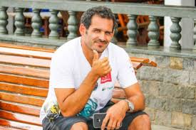 We would like to show you a description here but the site won't allow us. Economista Que Liderou Martine E Kahena Vive Dilema Sobre O Futuro Lance