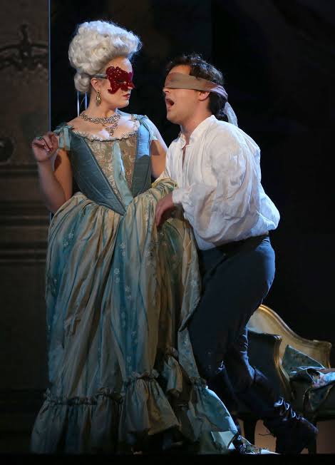 Review: 'The Dangerous Liaisons,' Lush Music of Malice - The New York Times