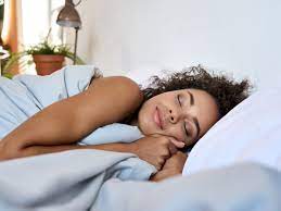 Is Sleeping Naked Healthy? Doctors Explain Good and Bad - Parade:  Entertainment, Recipes, Health, Life, Holidays