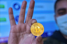 Theo thiết kế hiện tại, chỉ có tối đa 21 triệu bitcoin sẽ được tạo ra, do đó làm cho nó một đồng tiền giảm phát không giống như tiền. M Flvdisd3d4gm