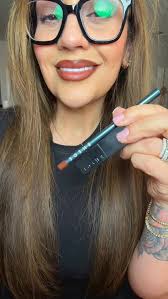 👄 The "Renaissance Pink" Lip Combo 🎨 But first, top ways to exfoliate the  lips: ⭐ Sugar and Honey Scrub ⭐ Soft-Bristled Toothbrush ⭐ Damp Washcloth  Buff ⚡my go-to ⭐ Enzymatic or