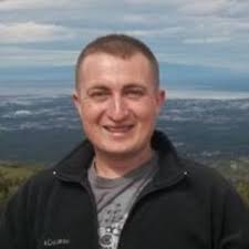 Jared Trout's Instagram, Twitter & Facebook