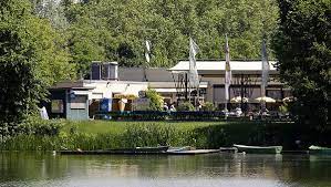 There is free wi fi throughout the venue provided all the time. Wurttembergischer Angler Verein E V Partner