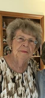 Brooke Bilbrey Myles, 31, of Owensboro, passed away August 3, 2024, at  Owensboro Health Regional Hospital. Brooke was born in Bowling Green, KY