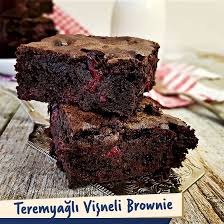 cikolata asiklarinin vazgecemedigi brownie mayhos visne lezzetiyle bir araya geld pastalar turtalar visneler