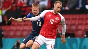 El jugador christian eriksen del inter fue atendido en plena cancha. Tykn4x6gvvxxpm