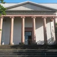 We provide financial support in emergencies and special hardship cases. Theater Moller Haus Theater In Darmstadt