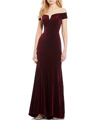 Vince Camuto Sweetheart Off The Shoulder Velvet Gown Velvet Bridesmaid Dresses Maroon Bridesmaid Dresses Red Bridesmaid Dresses