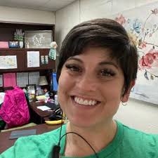 Kara Marquez's Instagram, Twitter & Facebook