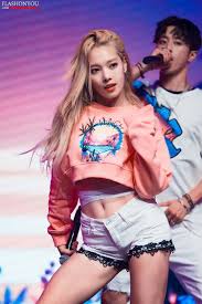 Pin By Aeon On K Pop Ulzzang Body Inspo Kard Kpop Girl Groups Kpop Girls