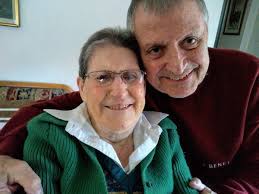 Gino renni mejora levemente en su estado de salud tras contagiarse de coronavirus. Gino Renni On Twitter Hoy Mi Mama Cumple 100 Anitos Feliz De Tenerla Conmigo Tanti Auguri Mo Ti Voglio Tanto Ma Tanto Bene Amore Mio Https T Co Ooeq0lvwcl Twitter