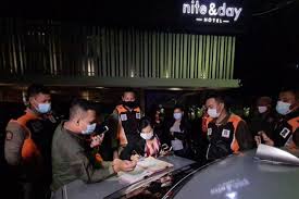 Zona integritas (zi) di lingkungan polri adalah predikat yang diberikan kepada polri yang mempunyai. 4 Wanita Cantik Tak Berkutik Saat Razia Di Diskotik Triple X Surabaya