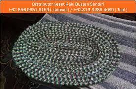 Alasan mendasar digunakannya produk ini adalah karena bahannya yang halus menyerupai wol serta ringan. Facebook