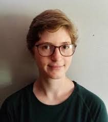 Rosa Dyer's Instagram, Twitter & Facebook