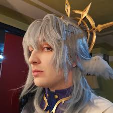 YES THIS IS ME COSPLAYING SUNDAY 🫡 (thank you honkai)