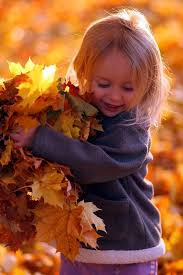 صور اطفال صور اطفال جميله بنات و أولاد اجمل صوراطفال فى العالم Autumn Photography Fall Pictures Autumn Beauty