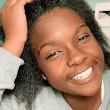 Ava Hamilton (@AvaHami53038730)