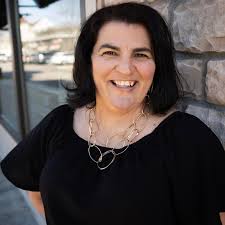 Gina Locke's Instagram, Twitter & Facebook