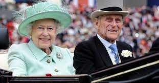 Evlilik yıldönümünden sadece beş ay sonra ve 16 mart'ta londra'daki king edward vii's. 2 Elizabeth In Esi Edinburgh Duku Ve Yunanistan Ile Danimarka Prensi Philip Taburcu Edilmedi Takvim