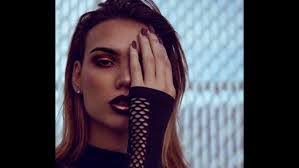 Alex Bekker's Instagram, Twitter & Facebook