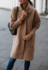 Minkštas ir švelnus oversize paltukas "BEKA Royal Camel" XS/S/M/L -  GOODLOOK.shop