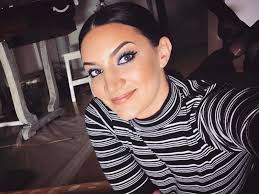 Отметок «нравится», 3,537 комментариев — sophie brussaux 🧿 (@sophieknowsbetter) в instagram: Webcam Site Offers Drake S Alleged Baby Mama 100k For Tell All Video Hiphopdx