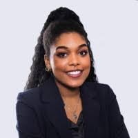 Natalie Malone's Instagram, Twitter & Facebook