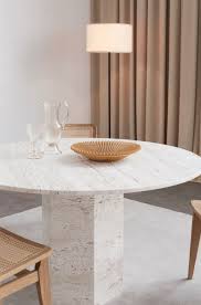 etes vous pret pour gubi 2020 stone dining table round dining table dining table marble