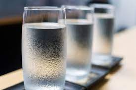 Kaltes Wasser Trinken Und Auf Gesunde Weise Abnehmen Fakten Guru