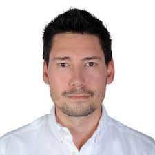 Your essential daily tool to success with Oracle Fusion Financials Cloud.