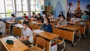 İlkokul, ortaokul, liselerde eba aracılığıyla uzaktan eğitim devam edecek. Okullar Ne Zaman Acilacak 2021 Ilkokul Ortaokul Ve Liselerde Yuz Yuze Egitim Ne Zaman Baslayacak Gundem Haberleri