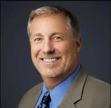 Dr. Richard Hwang, Orthopedic Surgery