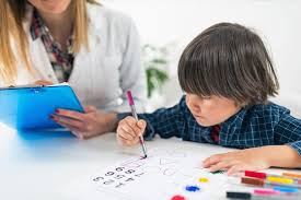 El psicólogo/a de la educación es el profesional de la psicología cuyo objetivo de trabajo es la reflexión e intervención. Licenciatura En Psicologia Educativa Universidad Hipocrates