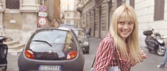 Before long she makes the acquaintance of paolo valisari (yani gellman), a local music sensation whose duet partner looks almost exactly like lizzie. Review The Lizzie Mcguire Movie Slant Magazine