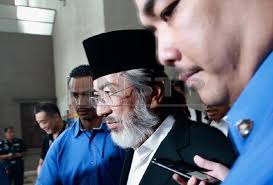 Akta pencegahan rasuah 1997 by malaysia., 2001, international law book services, pengedar tunggal, golden books centre edition, in english. Musa Aman Dibenar Ikat Jamin Rm2 Juta