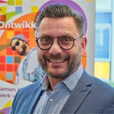 Chapeau Magazine op LinkedIn: 2 Michelinsterren voor Brut 172