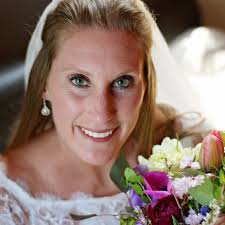 When I think of spring, I think of life, new growth, and the beginning of  something beautiful. In a similar way, a wedding encompasses all of these  same characteristics for a marriage,