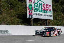 Asphalt late model racing is a common stepping stone for drivers who race in regional and national touring series including nascarcitation needed. What S The Difference Between A Super Late Model And A Late Model Stock Short Track Scene